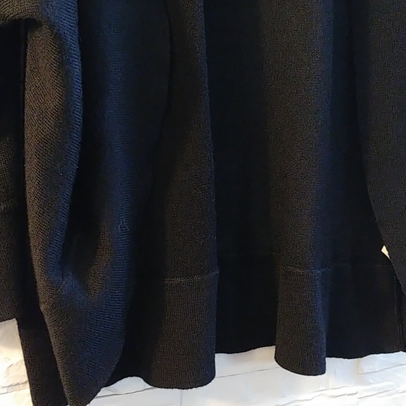 Black Batwing Open Cardigan - Picture 3 of 5